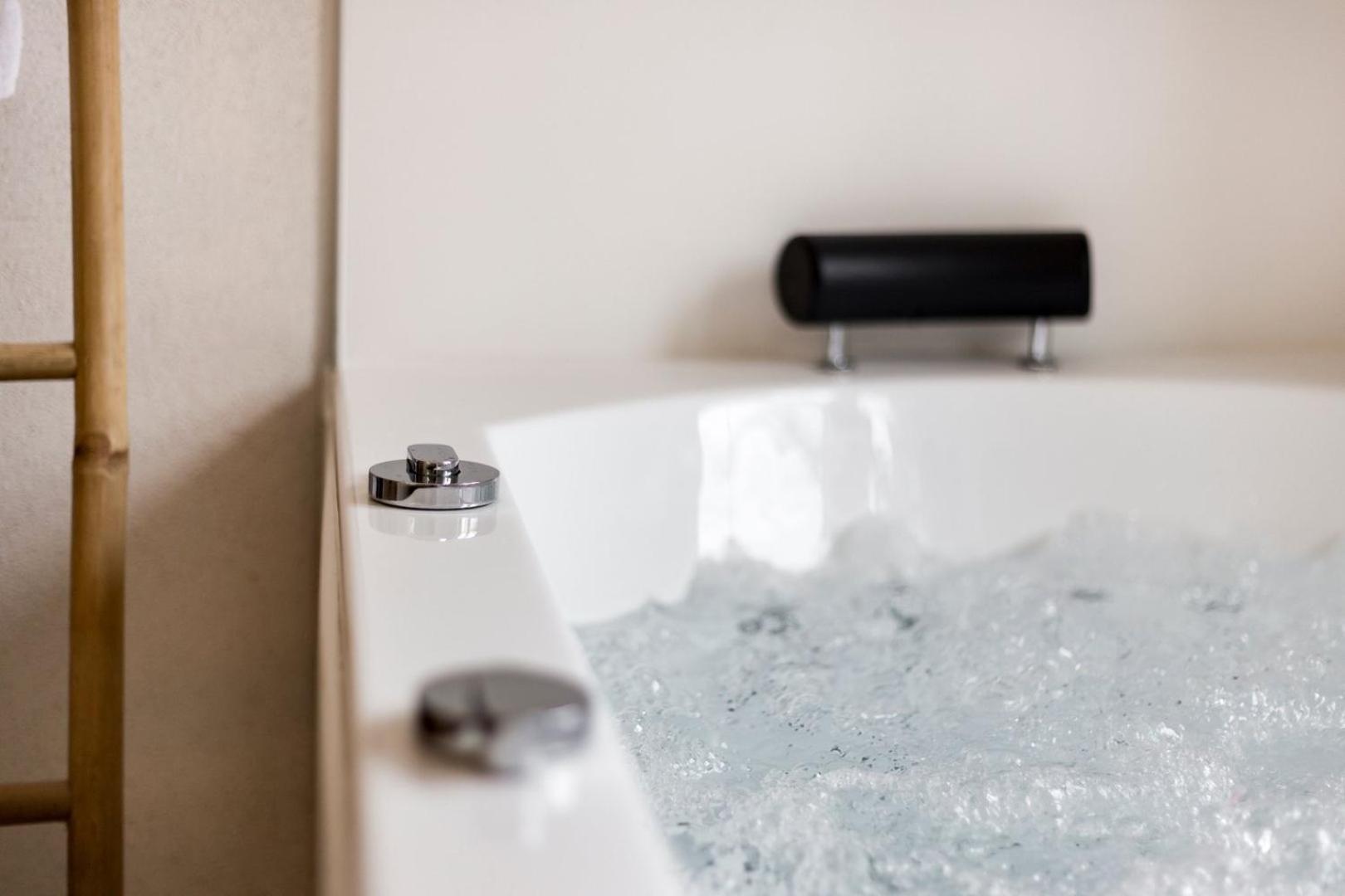 Sky'Room - Jacuzzi & Vue - Vieux Lyon Kültér fotó