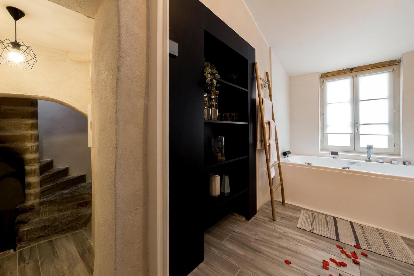 Sky'Room - Jacuzzi & Vue - Vieux Lyon Kültér fotó
